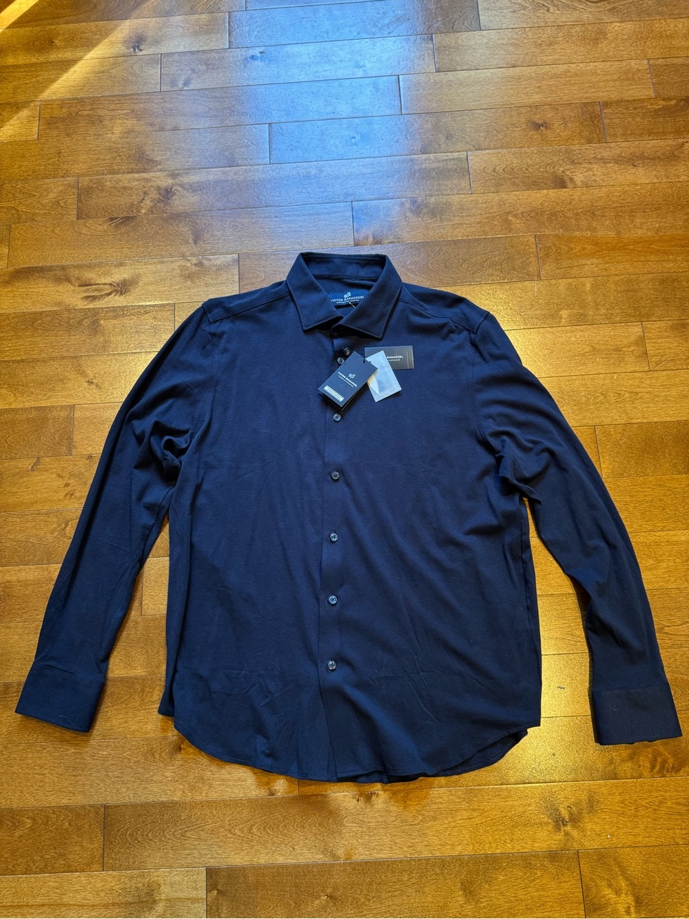 NWT - Victor Emmanuel Men's Long-Sleeve Navy Shirt with Spread Collar Size Med